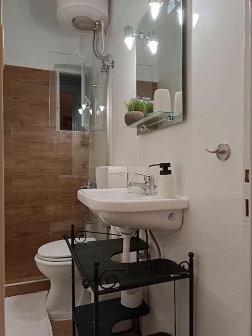 Apartment κεντρικό ευρύχωρο στούντιο με Parking Larissa